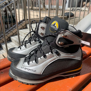 라스포르티바 익스트림에보GTX