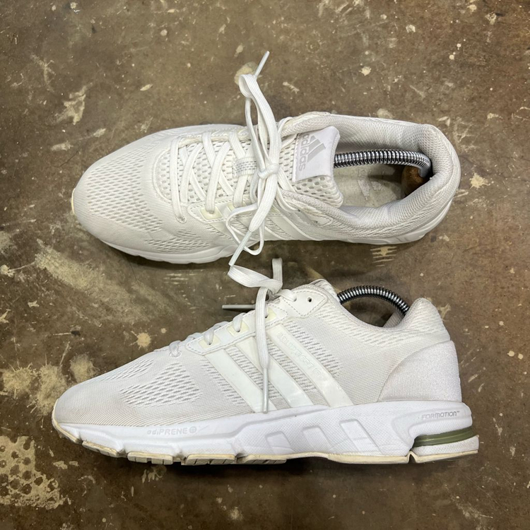 240) 아디다스 이큅먼트 운동화 런닝화 신발 이미지
