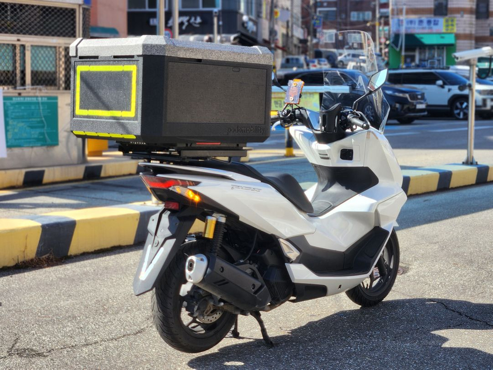 25년/pcx125cc/2만/구동계,타이어교체/최상 매물 판매합니다--4