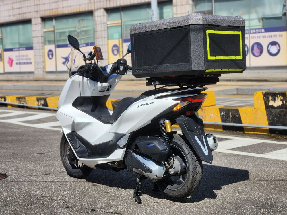 25년/pcx125cc/2만/구동계,타이어교체/최상 매물 판매합니다--6