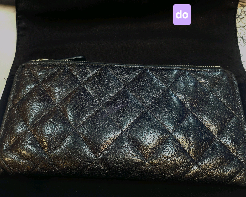 샤넬 까멜리아 지퍼장지갑 정품--5