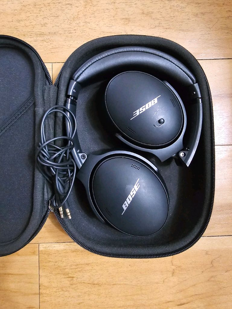 보스 qc45 노이즈캔슬링 헤드폰--1