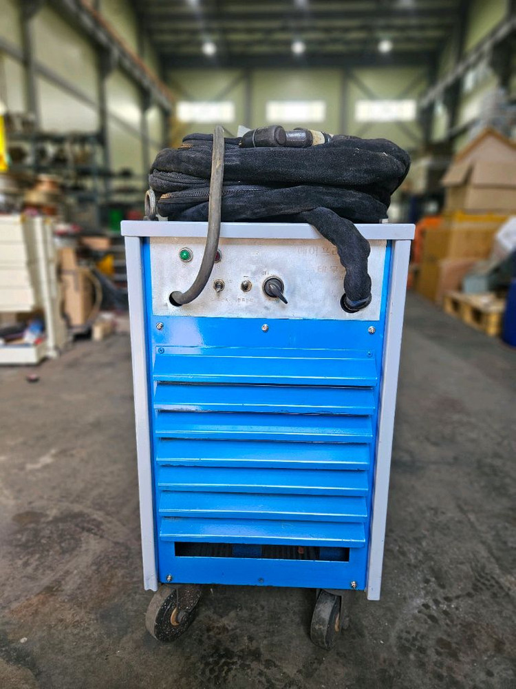 중고 태우 기계식 프라즈마절단기 이미지