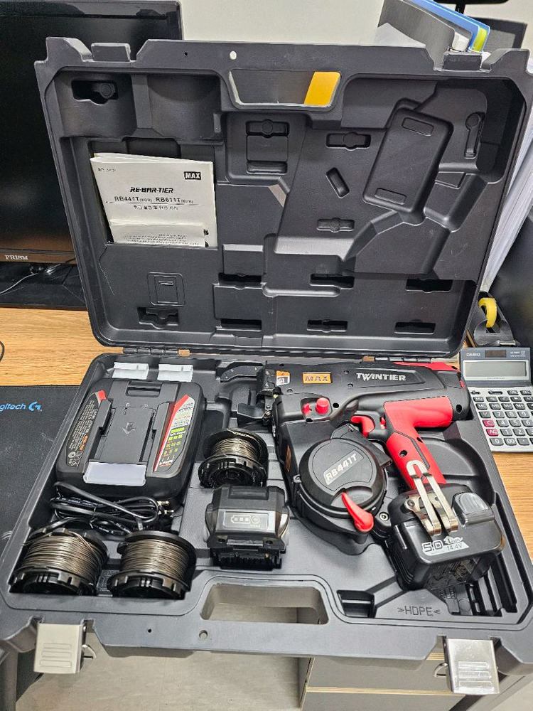 MAX RB441T 철근결속기(1회사용한 새제품)--0