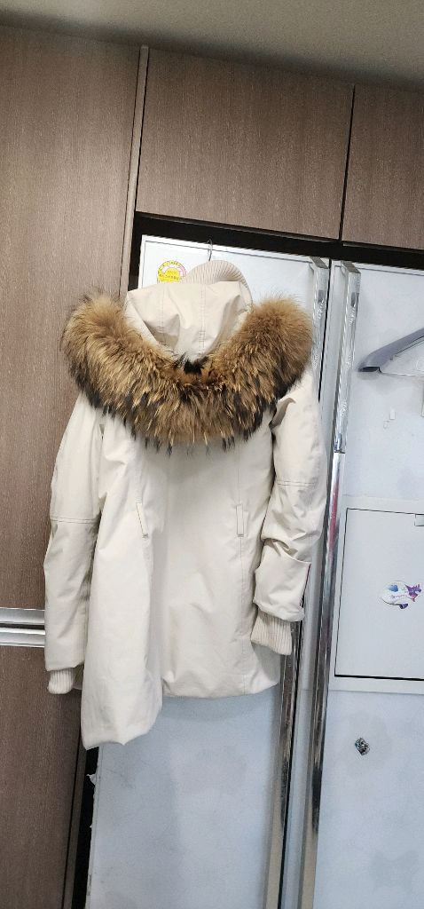 프라다 여성 롱패딩/ 버버리 니트패딩--0