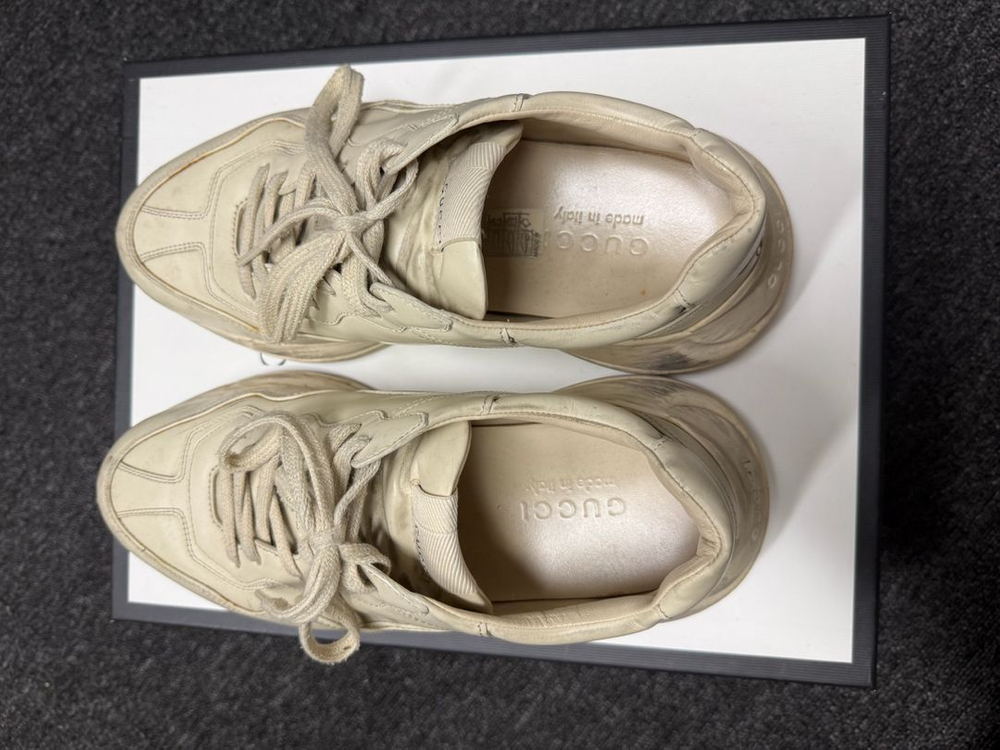 구찌 라이톤 띠로고 스니커즈 아이보리(255) 중고 판매합니다. 이미지