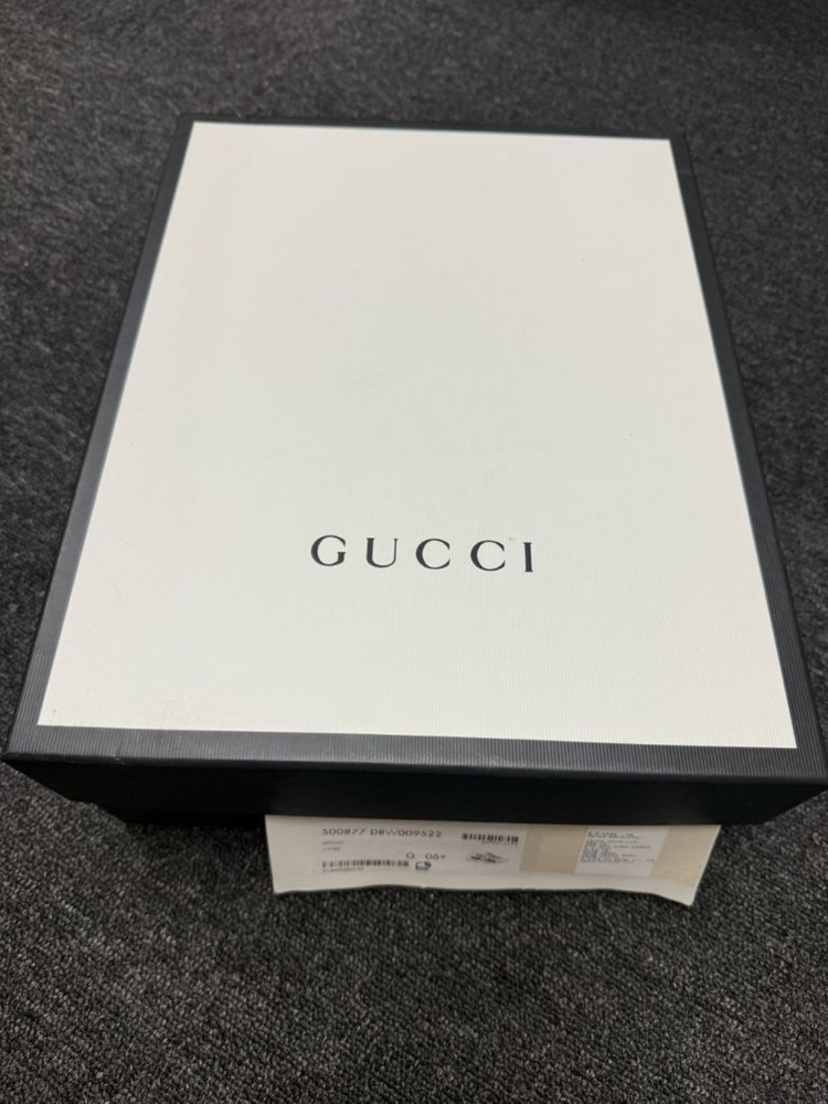 구찌 라이톤 띠로고 스니커즈 아이보리(255) 중고 판매합니다. 이미지