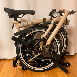 브롬톤 24년형 C라인 M6R 익스플로어 듄샌드 판매합니다