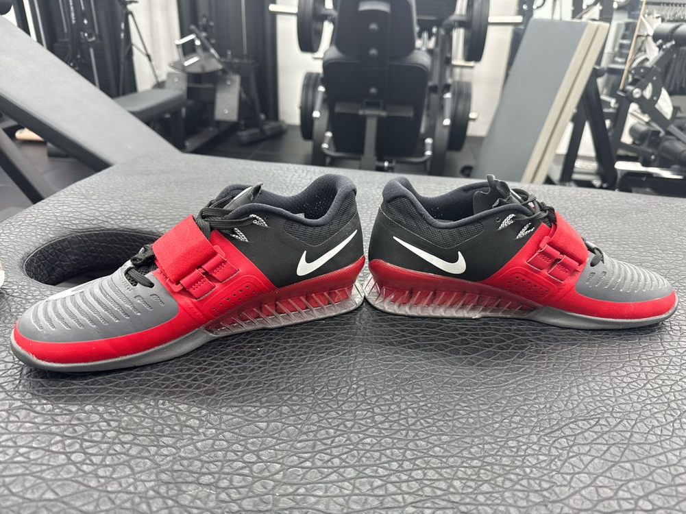 나이키 로말레오3 검빨 275 역도화 이미지
