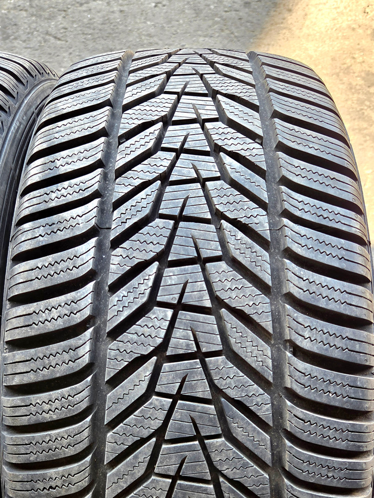 2454518 한국 아이셉트에보3 윈터 스노우 타이어 신품급 팝니다--1