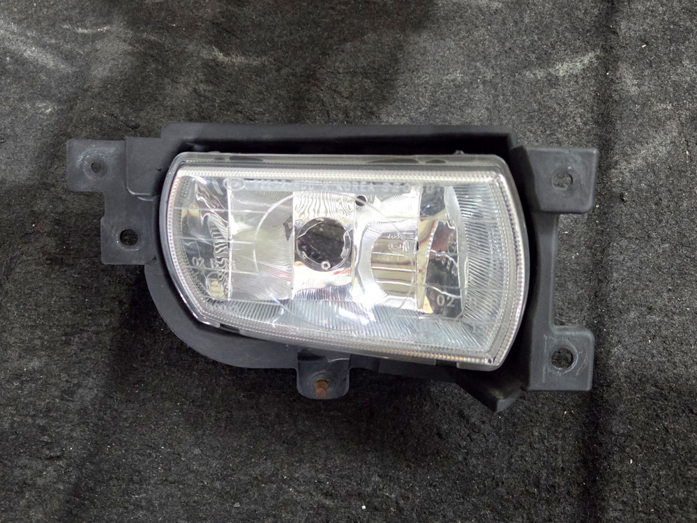 기아 그랜드카니발 순정 안개등 좌우 한대분 셋트 팝니다--2