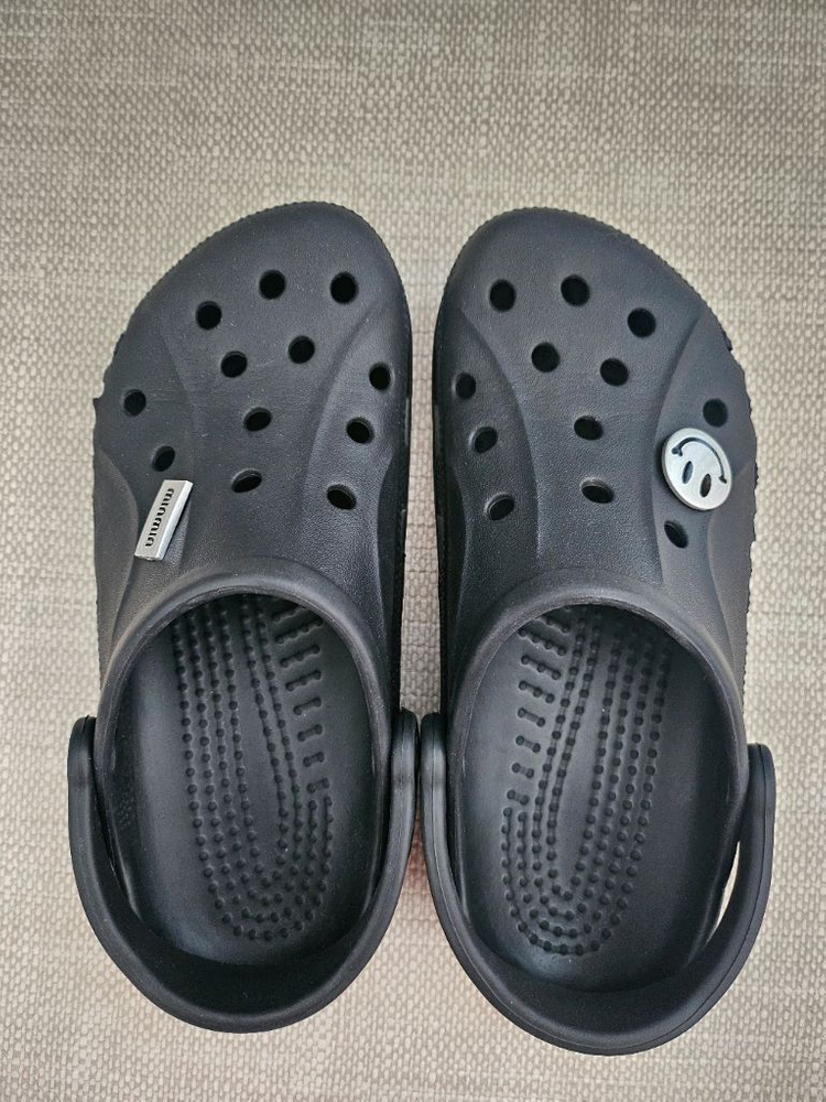 크록스 샌들 250 M6W8--0