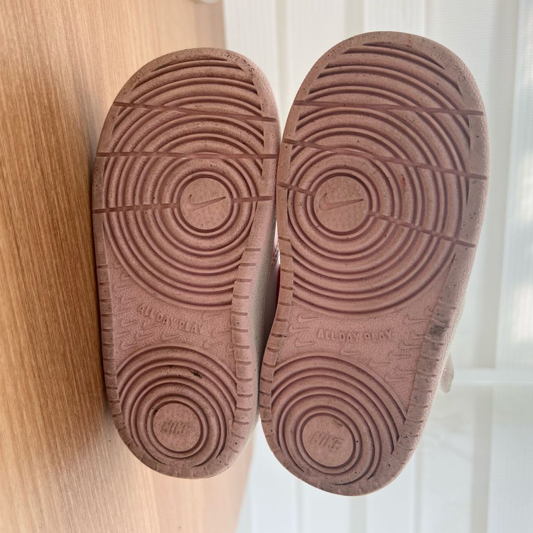 키즈 운동화 핑크 나이키 덩크로우 140 이미지