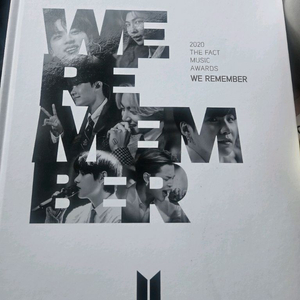 BTS 아이돌 공식 포토북 스페셜 에디션