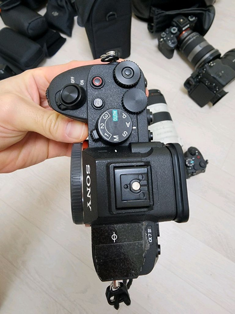 소니 a7m4바디--3