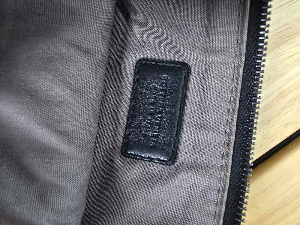 보테가 베네타 클러치--3