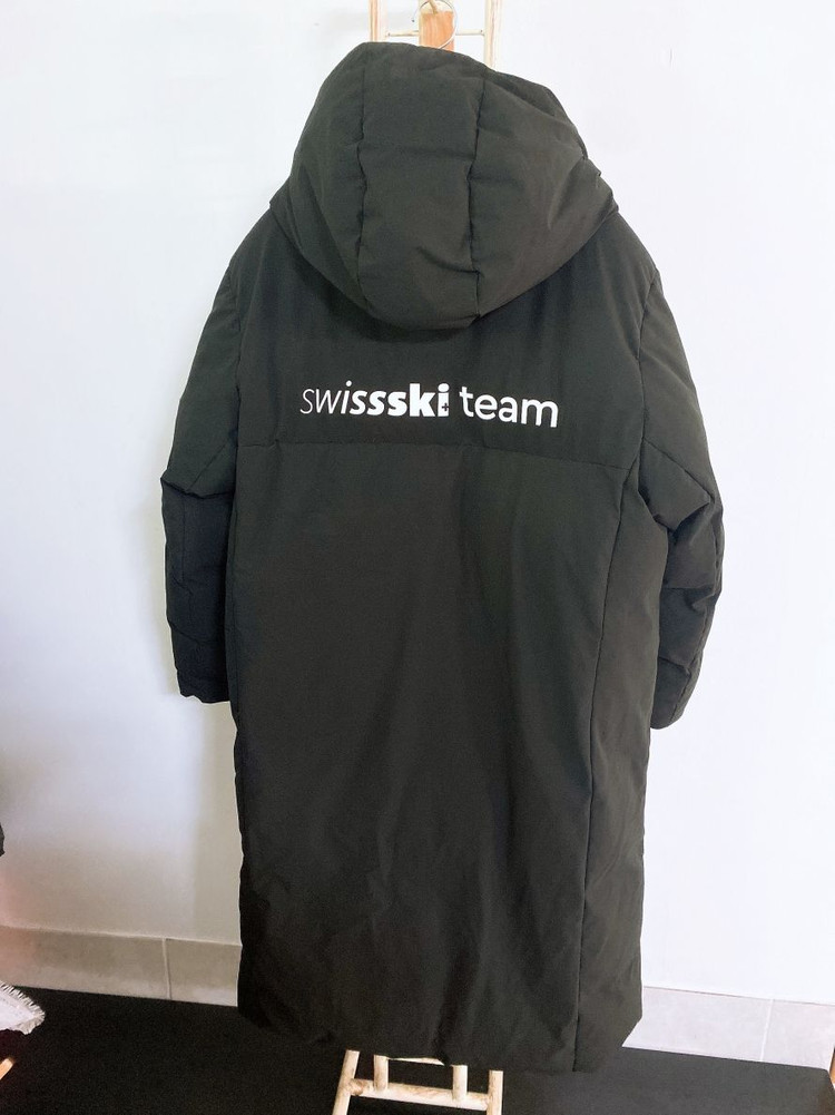 (105)데상트남자오리털스위스스키팀아우디후드롱패딩 이미지