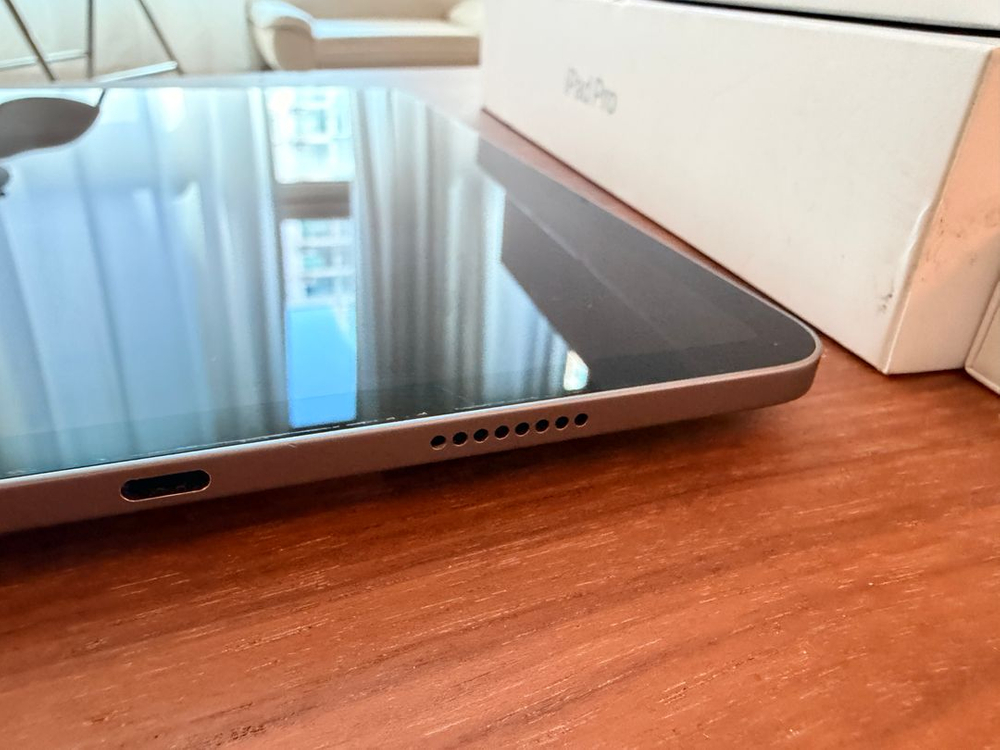 아이패드 프로 11 4세대 128g wifi + 애플펜슬 함께 판매합니다--3