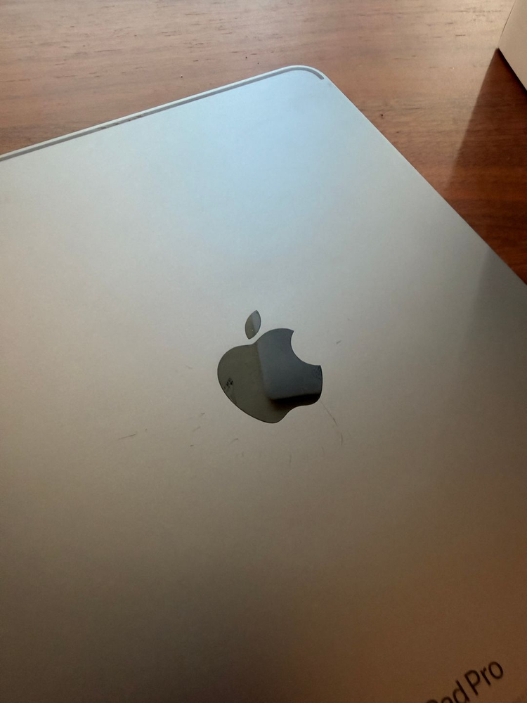 아이패드 프로 11 4세대 128g wifi + 애플펜슬 함께 판매합니다--7