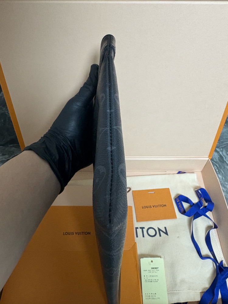 루이비통 포쉐트 아폴로 클러치--3