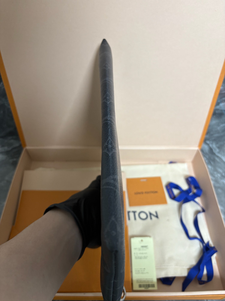 루이비통 포쉐트 아폴로 클러치--5