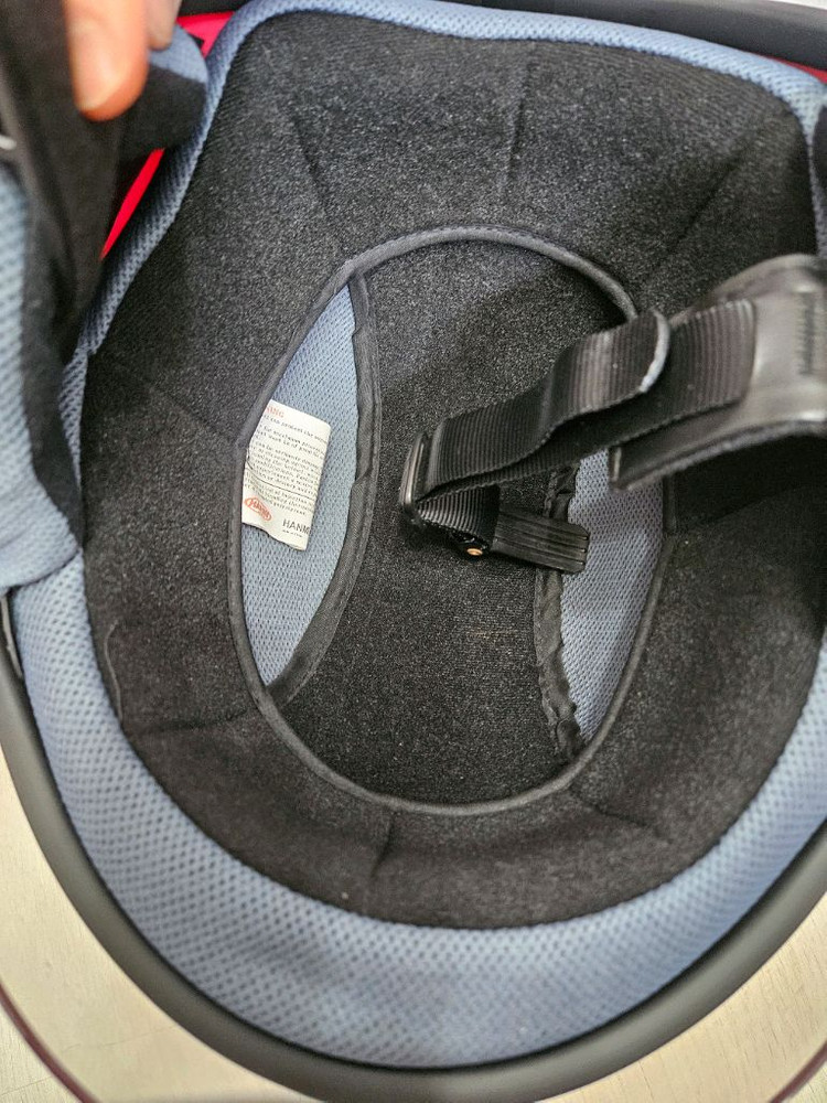 오토바이 헬멧 반모판매해요--2