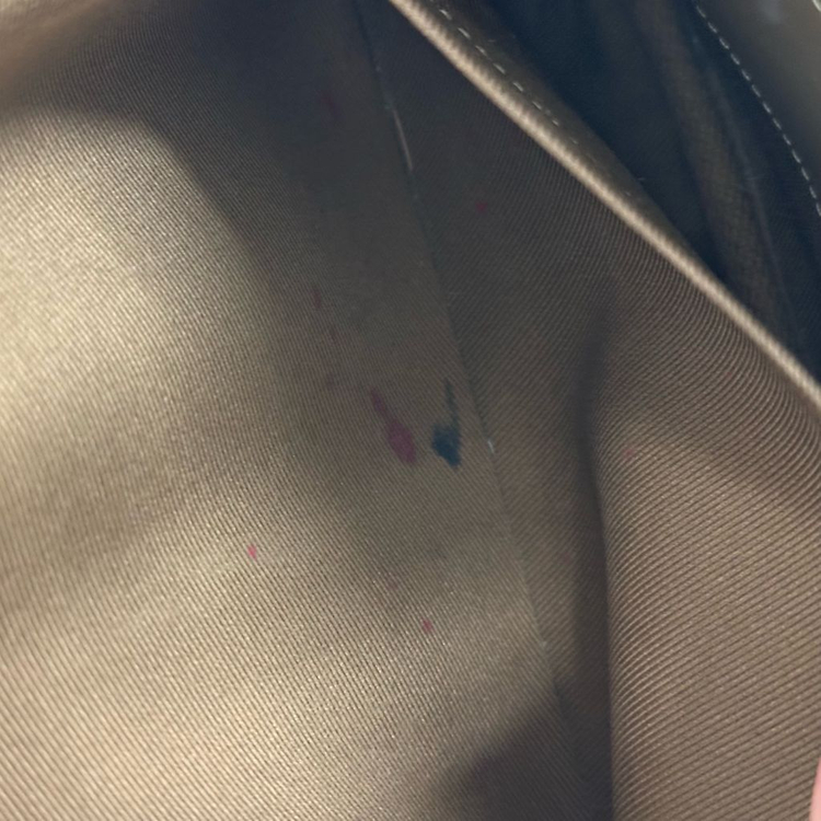 루이비통 모노그램 유틸리티 크로스백 M80446--9