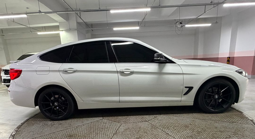 정비끝난 BMW 2018 3GT 급매합니다--5