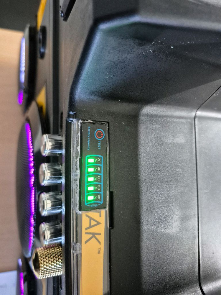 디월트 수제 커스텀 블루투스 스피커 이미지