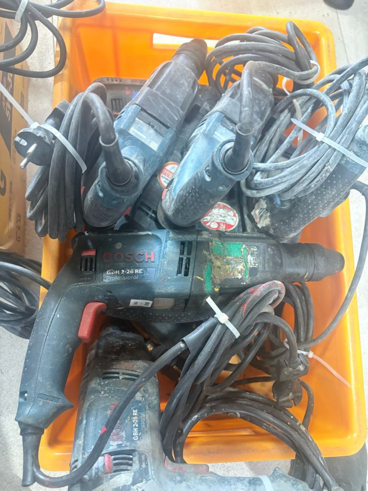 보쉬 GBH 2-26 RE 해머드릴 (중고) 여러대 팝니다 이미지