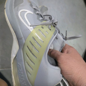 나이키 에어맥스 270