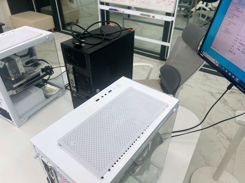 갖다드림 게이밍 컴퓨터 RTX 3070 데스크탑 본체 pc 풀세트--0