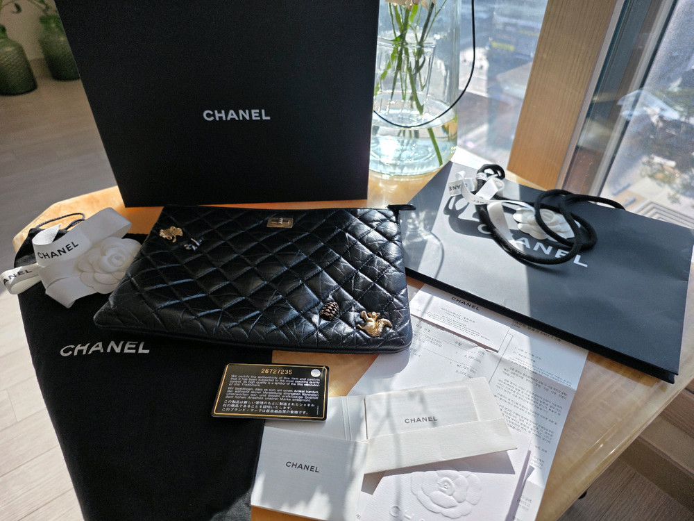 샤넬 포레스트(Forest) 참 장식 클러치--0