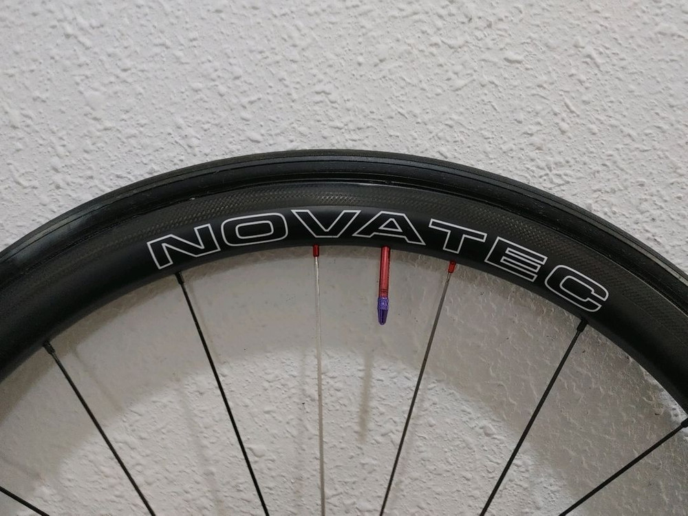 상태상급) 정품 노바텍 R3 카본 튜블러 림브 카본휠셋팝니다. (43만)--6