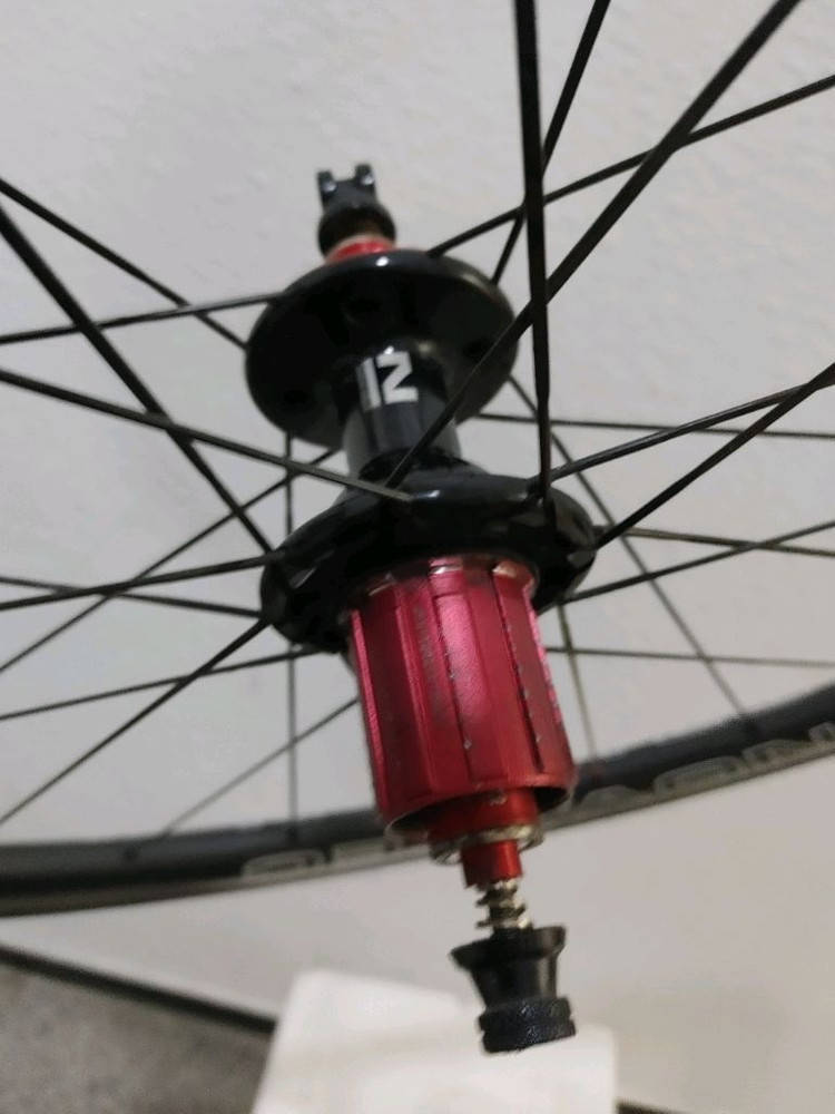 상태상급) 정품 노바텍 R3 카본 튜블러 림브 카본휠셋팝니다. (43만)--9