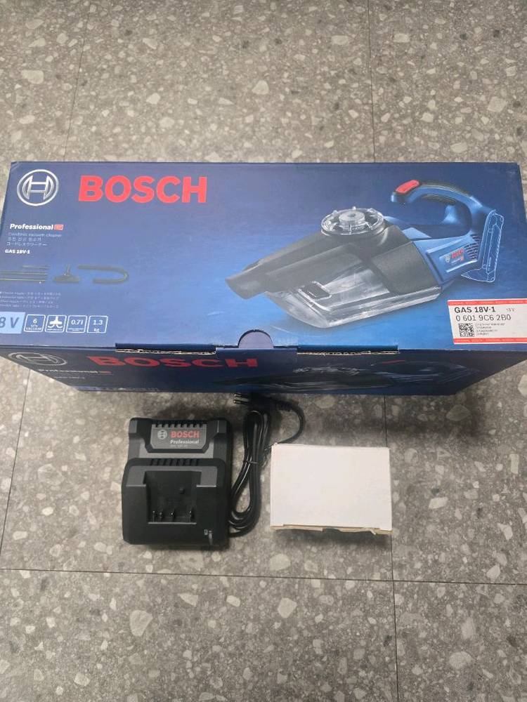 보쉬 무선 핸디청소기 배터리 충전기 포함 이미지