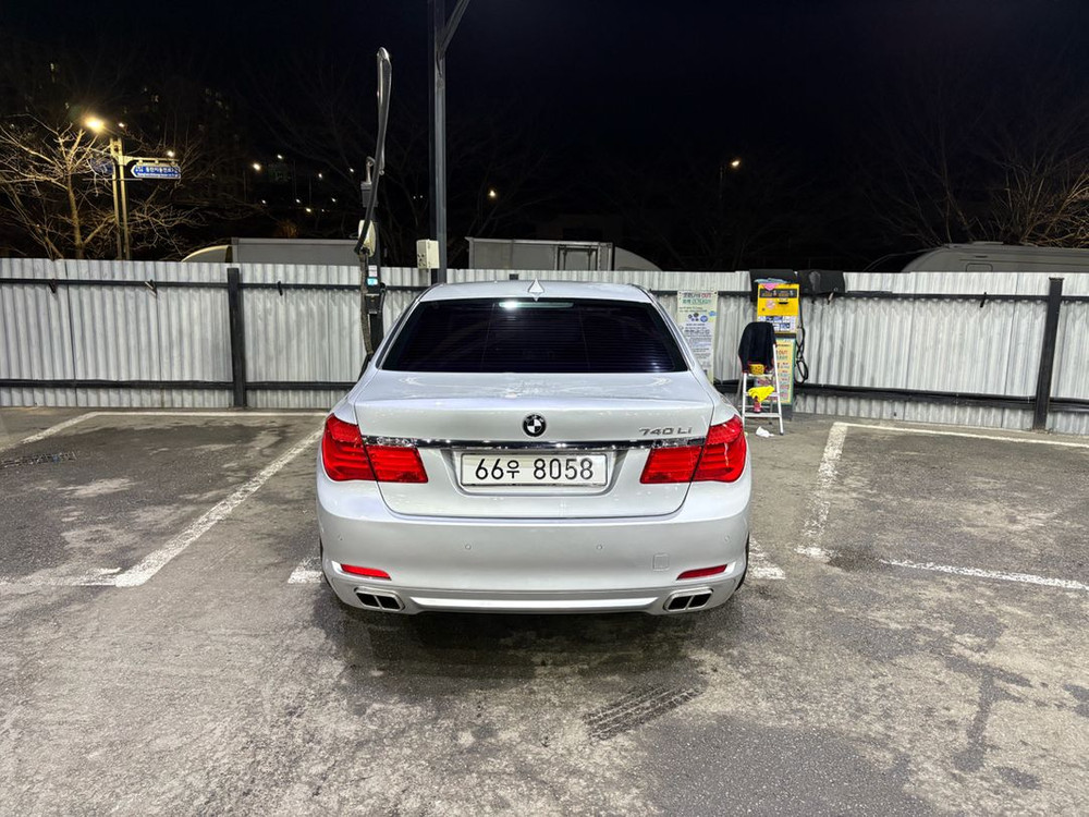 2010년 740Li (F02)--3