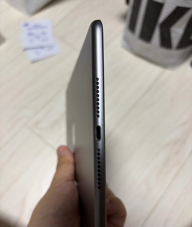 아이패드 미니5 wifi 256GB A급 판매합니다.--4