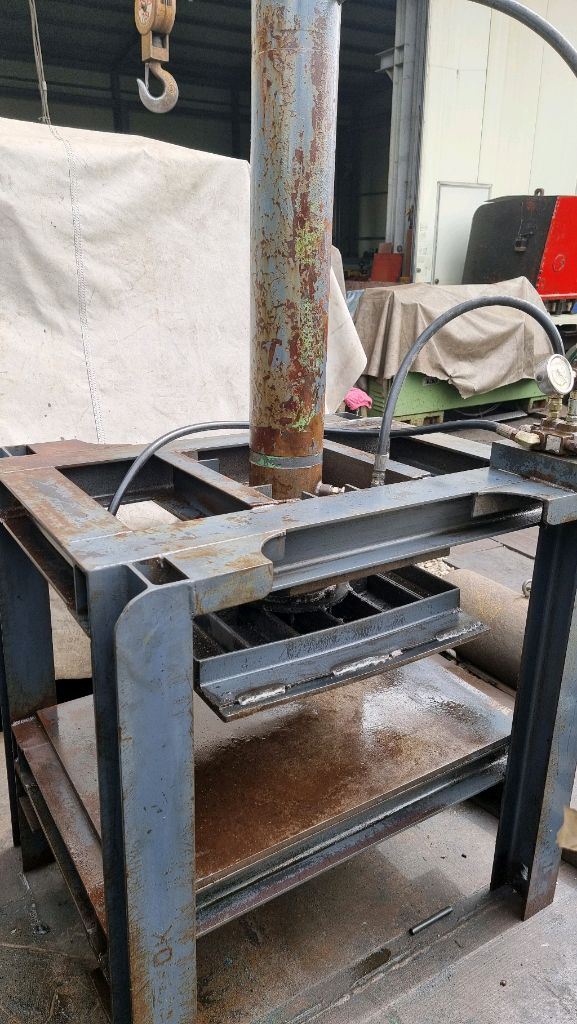 20톤 유압프레스 압축기 이미지