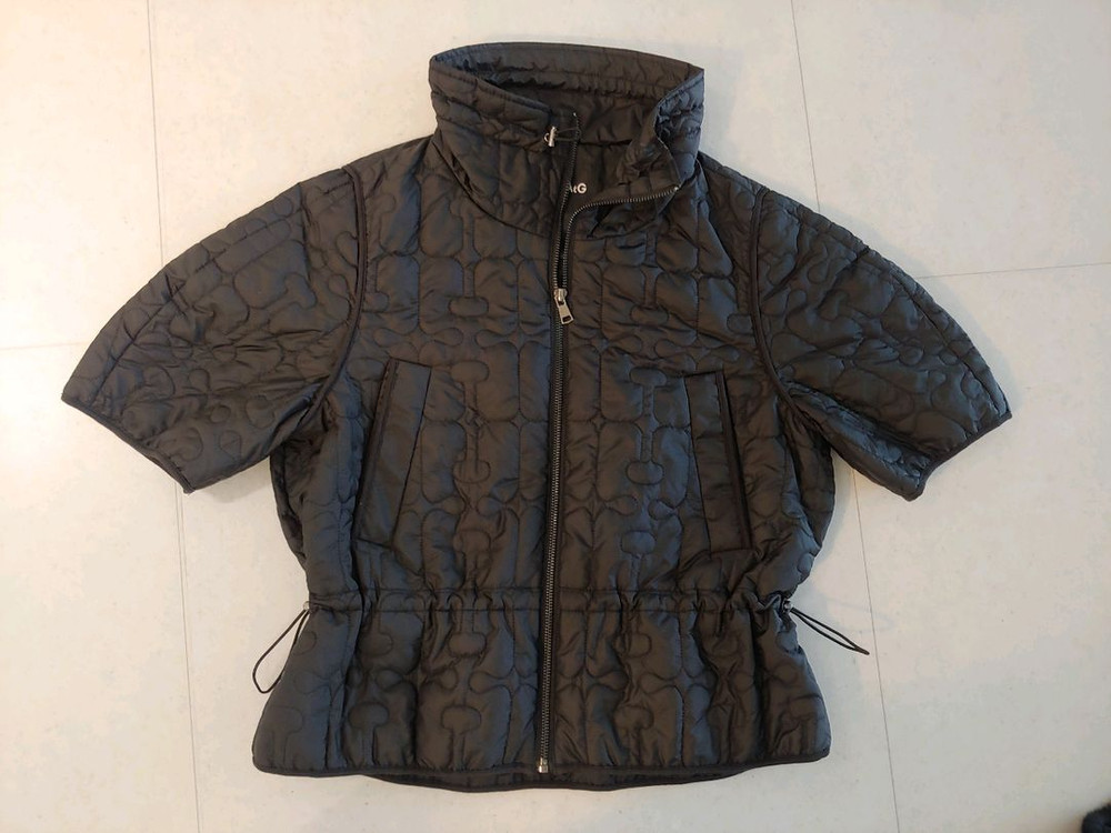 엣지 퀼팅 조끼--0