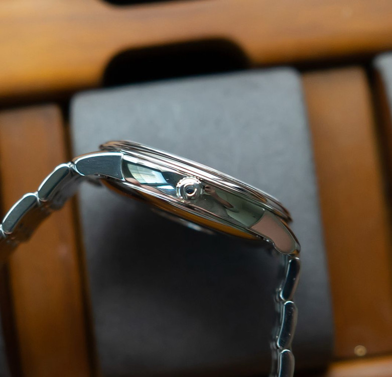 오메가 드빌 프레스티지 코엑시얼 36.8 오토매틱 시계--2