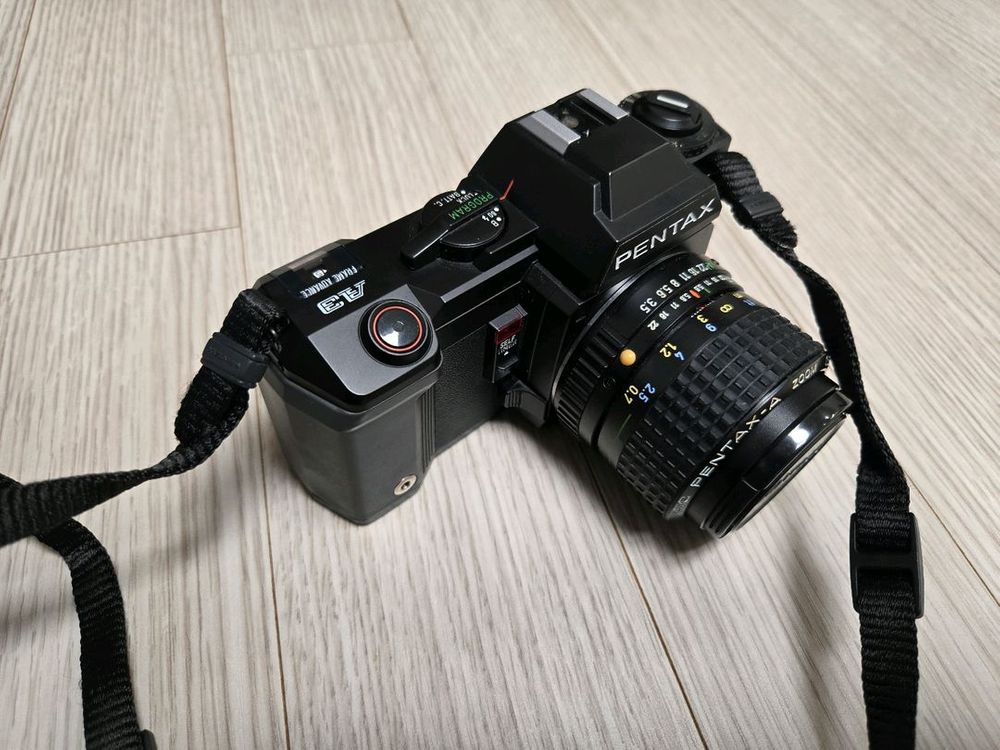 펜탁스 A3 바디, 35-70mm 렌즈 필름카메라 팝니다--2