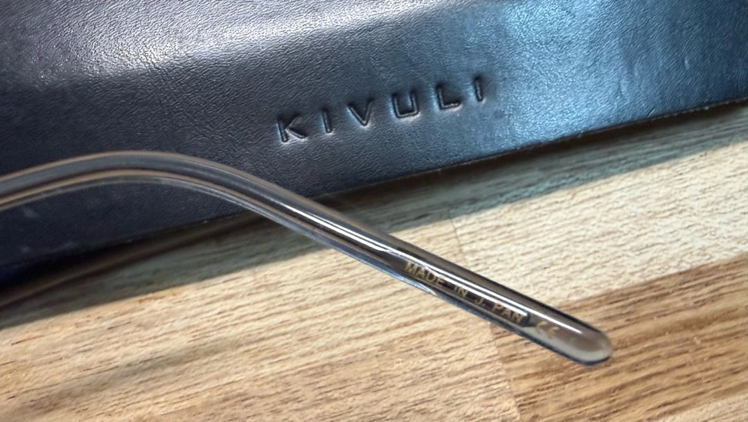 일본)키블리 피터팻KIVULI PITAPAT 실버 티타늄 안경테 이미지