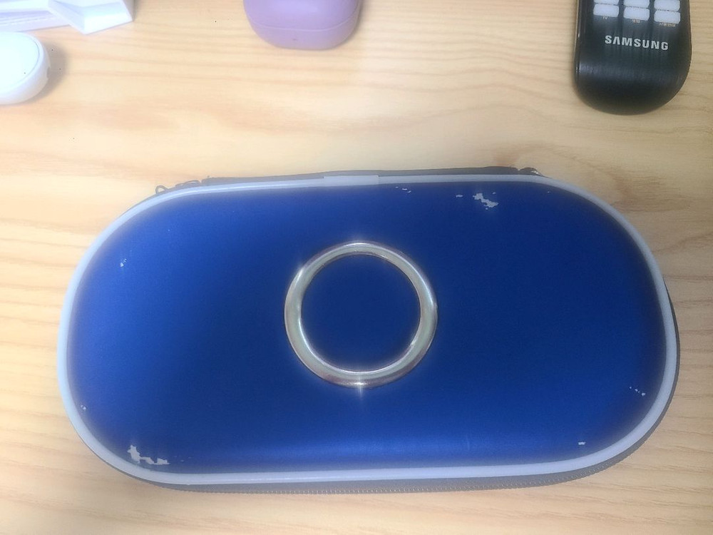 PS Vita 게임칩 영웅전설 섬의 궤적 한글판 1,2알칩+ps vita 파우치 판매합니다. 이미지