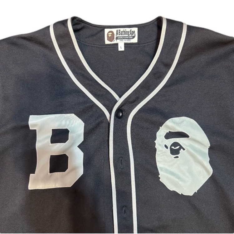 베이프 야구 반팔 셔츠 이미지