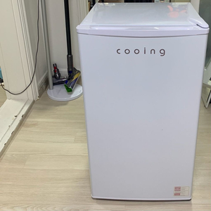 쿠잉 미니 냉동고 FR-S70W 70L 이미지