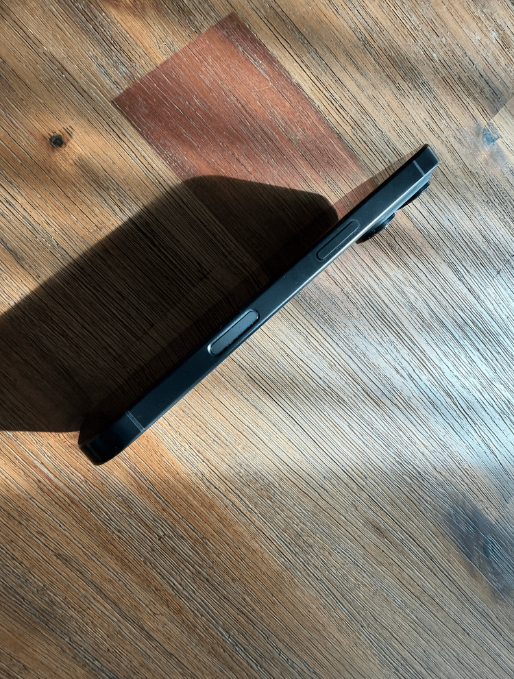 아이폰 16 프로 256 블랙티타늄 미국판(듀얼이심, 무음카메라)--5