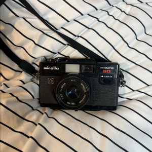 미놀타 하이매틱 SD 필름 카메라
