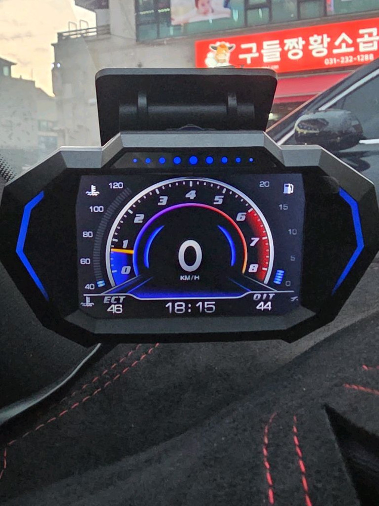 obd2 헤드업 디스플레이 팝니다. 이미지