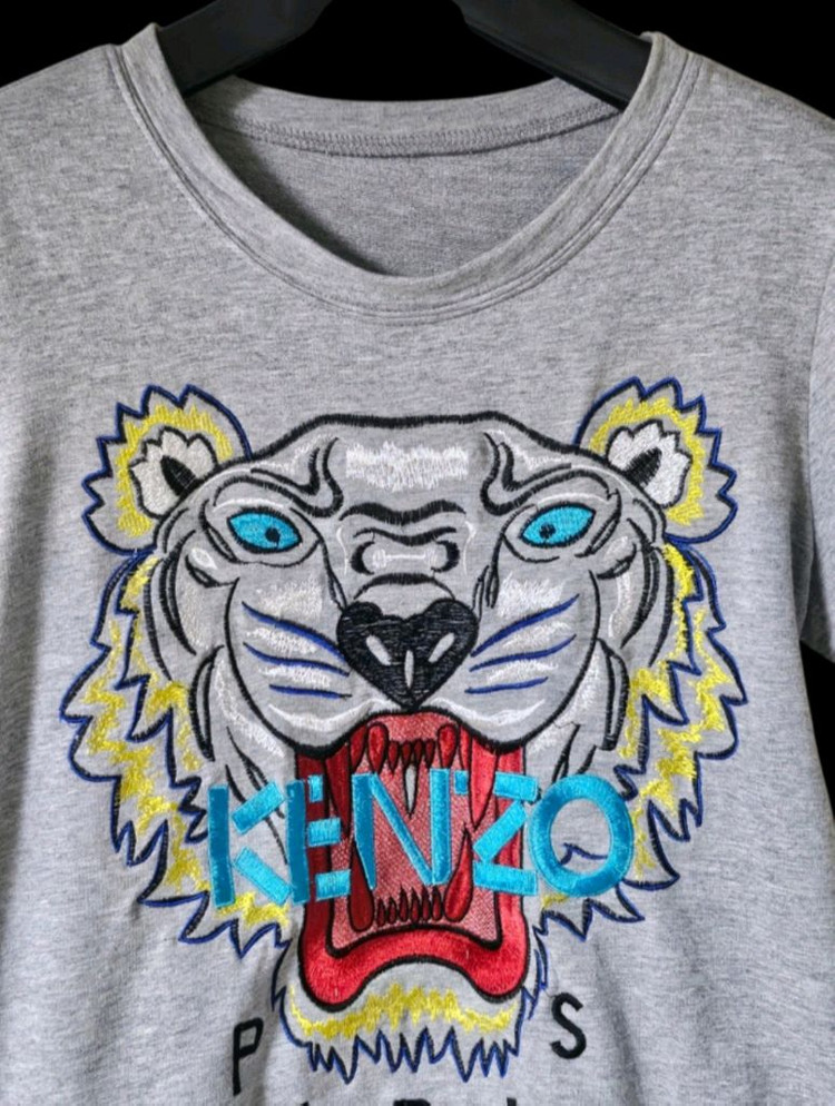 타이거 자수 반팔 여성 티셔츠 이미지